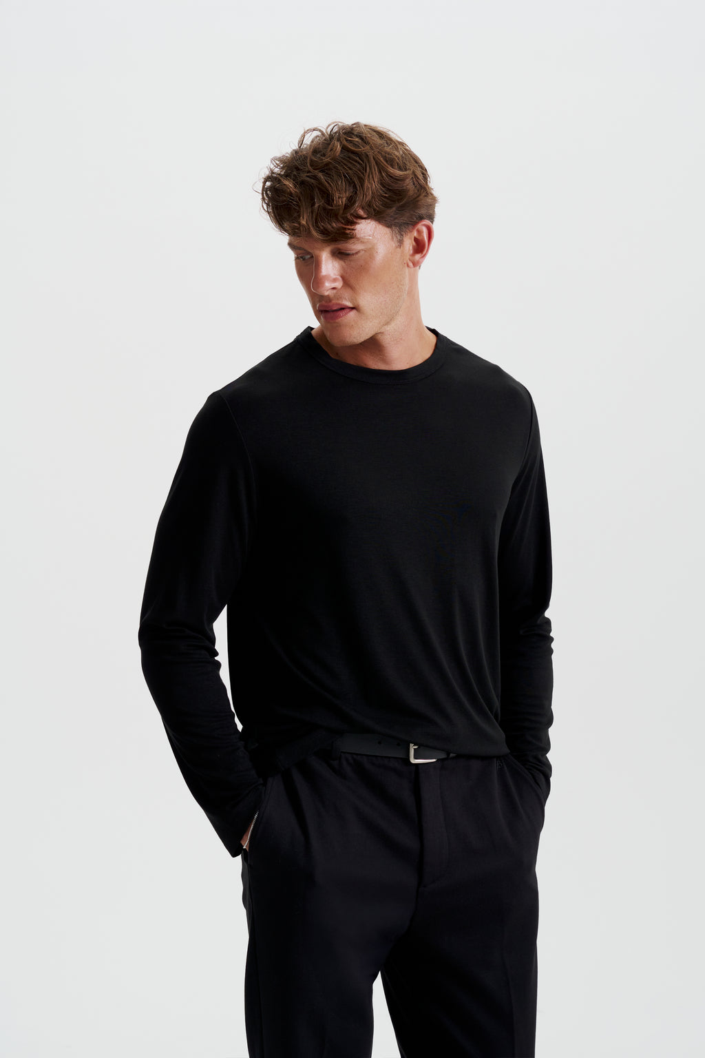 Motion-blend long-sleeve t-shirt
