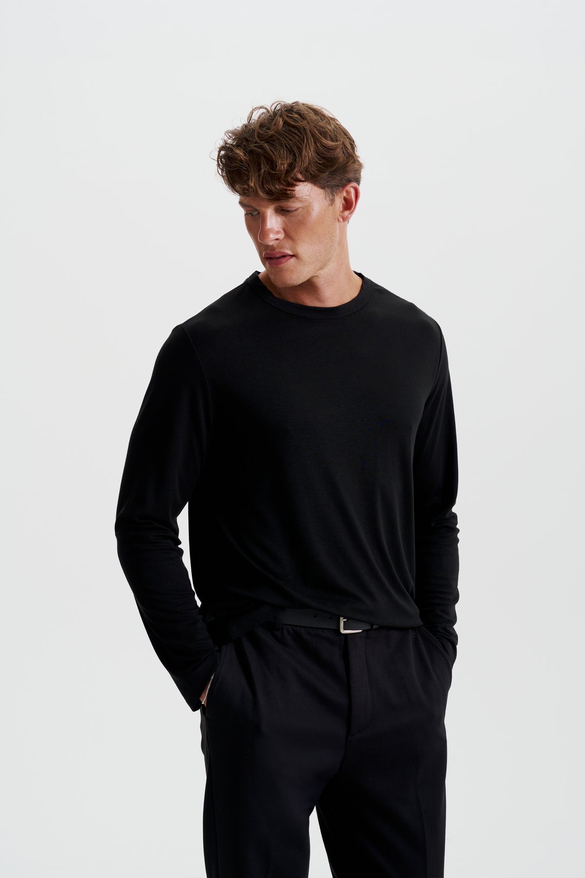 Motion-blend long-sleeve t-shirt