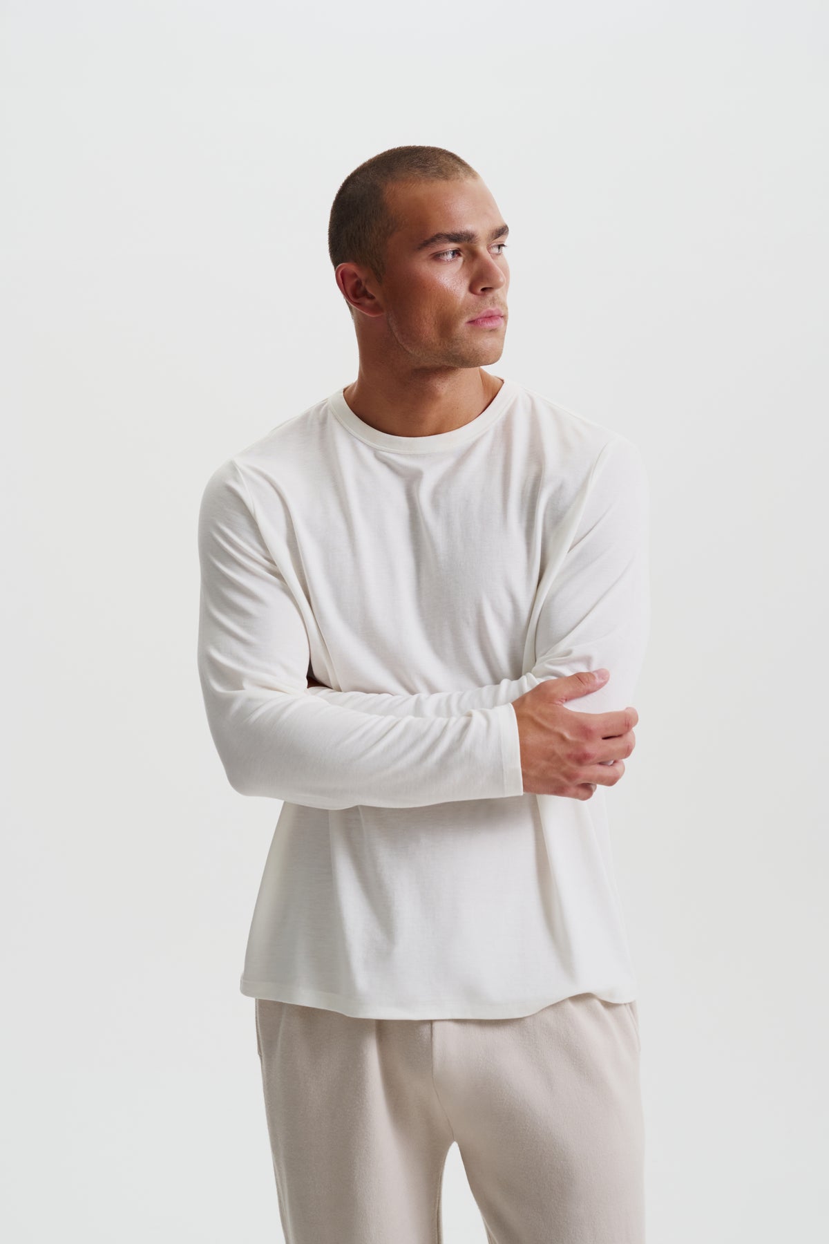 Motion-blend long-sleeve t-shirt