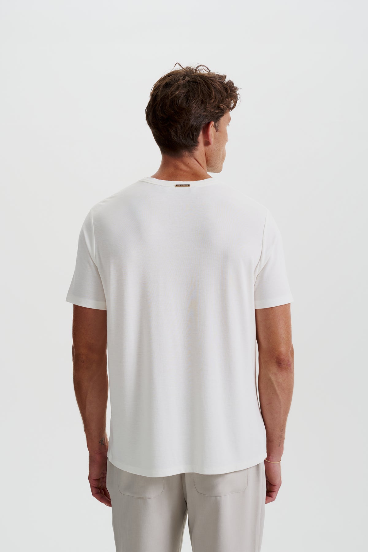 Motion-blend short-sleeve t-shirt