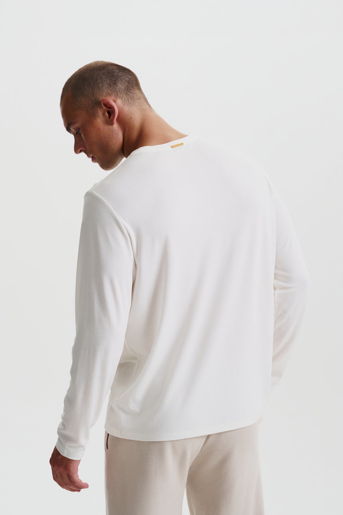 Motion-blend long-sleeve t-shirt